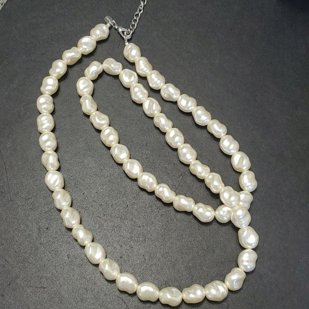 *Sale* Chico's faux pearl long necklace 36-40"